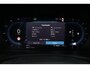 Volvo V60 B3 Plus Dark - Panorama/schuifdak - IntelliSafe Assist - 360° Camera - Harman/Kardon audio - Adaptieve LED koplampen - Verwarmde voorstoelen, stuur & achterbank - Parkeersensoren voor & achter - Standkachel - Elektr. inklapbare trekhaak - 18' LMV