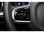 Volvo V60 B3 Plus Dark - Panorama/schuifdak - IntelliSafe Assist - 360° Camera - Harman/Kardon audio - Adaptieve LED koplampen - Verwarmde voorstoelen, stuur & achterbank - Parkeersensoren voor & achter - Standkachel - Elektr. inklapbare trekhaak - 18' LMV