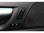 Volvo V60 B3 Plus Dark - Panorama/schuifdak - IntelliSafe Assist - 360° Camera - Harman/Kardon audio - Adaptieve LED koplampen - Verwarmde voorstoelen, stuur & achterbank - Parkeersensoren voor & achter - Standkachel - Elektr. inklapbare trekhaak - 18' LMV
