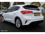 Ford Focus 1.0 EcoBoost 125 PK Titanium Business, Trekhaak, Clima, Donker glas, App connect, Cruise, Clima, Navi, Pdc voor + achter