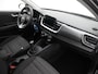 Kia Stonic 1.0 T-GDi MHEV 100PK DynamicLine LED koplampen - Apple Carplay/Android Auto - Achteruitrijcamera - Fabrieksgarantie tot 04-2031