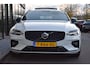 Volvo V60 B4 197pk Plus Dark | Schuifdak | Trekhaak | Harman/Kardon