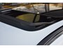 Volvo V60 B4 197pk Plus Dark | Schuifdak | Trekhaak | Harman/Kardon