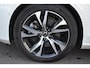 Volvo V60 B4 197pk Plus Dark | Schuifdak | Trekhaak | Harman/Kardon