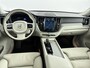 Volvo XC60 Recharge T6 AWD Plus Bright | 20" | Panoramadak | Elektrisch verst. stoelen | Adaptieve cruise control | BLIS | Stoel- stuur- achterbankverwarming