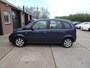Opel Meriva 1.8-16V Cosmo