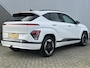 Hyundai Kona Comfort Smart 65.4 kWh / Dodehoek sensor / Navigatie /  Achteruitrijcamera / Elektrische achterklep /