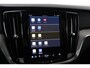 Volvo V60 Cross Country B5 AWD Ultimate Bright | Trekhaak | 360° Camera | Head-Up | Panoramadak | harman/kardon | ACC