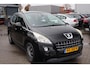 Peugeot 3008 1.6 VTi Première (Verliest water) Panoramadak, Climate control, Head up display, Trekhaak