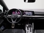 Volkswagen Golf Variant 1.5 eTSI R-Line 150 PK DSG | Automaat | Navigatie | Apple carplay | Stuur & voorstoel verwarming | Comfort pakket | Multimedia pakket | Achteruitrijcamera | Keyless |