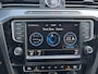 Volkswagen Passat Variant 1.6 TDI R-Line Panoramadak Virtual cockpit LED koplampen Camera Trekhaak KESSY Stoelverwarming Highline R line
