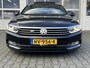 Volkswagen Passat Variant 1.6 TDI R-Line Panoramadak Virtual cockpit LED koplampen Camera Trekhaak KESSY Stoelverwarming Highline R line