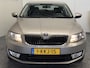 Skoda Octavia 1.2 TSI Greentech Elegance CRUISE CONTROL CLIMATE CONTROL BLEUTOOTH TELEFOOM MEDIA VOORBEREIDING PDC ZEER MOOI !! 3010 DEK