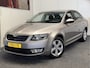 Skoda Octavia 1.2 TSI Greentech Elegance CRUISE CONTROL CLIMATE CONTROL BLEUTOOTH TELEFOOM MEDIA VOORBEREIDING PDC ZEER MOOI !! 3010 DEK