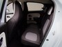 Renault Twingo 1.0 SCe Collection Sport (AIRCONDITIONING, BLUETOOTH, LICHTMETALEN VELGEN, SPEED LIMITER, MULTIFUNCTIONEEL STUUR)