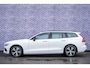 Volvo V60 2.0 B3 Momentum Advantage | Navi | Lederen bekleding | Stoel-/Stuurverwarming | DAB+ | Cruise Control | Apple Carplay / Android Auto | 17" LM