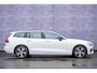 Volvo V60 2.0 B3 Momentum Advantage | Navi | Lederen bekleding | Stoel-/Stuurverwarming | DAB+ | Cruise Control | Apple Carplay / Android Auto | 17" LM