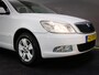 Skoda Octavia Combi 1.2 TSI Ambition Business Line (NAVIGATIESYSTEEM, CLIMATE CONTROL, CRUISE CONTROL, LICHTMETALEN VELGEN, AIRCO)