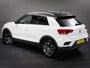 Volkswagen T-Roc 1.0 TSI Style (APPLE CARPLAY / ANDROID AUTO, ADAPTIVE CRUISE CONTROL, CLIMATE CONTROL, LICHTMETALEN VELGEN, NAP)