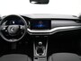 Skoda Octavia Combi 1.0 TSI Business Edition | Navigatie by App | Parkeersensoren voor en achter | Airco | Dakrails |