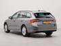 Skoda Octavia Combi 1.0 TSI Business Edition | Navigatie by App | Parkeersensoren voor en achter | Airco | Dakrails |