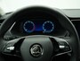 Skoda Octavia Combi 1.0 TSI Business Edition | Navigatie by App | Parkeersensoren voor en achter | Airco | Dakrails |