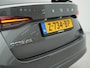 Skoda Octavia Combi 1.0 TSI Business Edition | Navigatie by App | Parkeersensoren voor en achter | Airco | Dakrails |