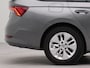 Skoda Octavia Combi 1.0 TSI Business Edition | Navigatie by App | Parkeersensoren voor en achter | Airco | Dakrails |