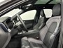 Volvo XC60 Recharge T6 AWD Plus Dark | Lightning Pack | Harman Kardon | 360o camera | Getint glas | | Achterbank verwarmd | Achterstoelen verwarmd | Apple Carplay/Android Auto|telefoonintegratie premium