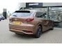 Mazda CX-80 2.5 e-SkyActiv PHEV 327 Homura Plus , Demovoordeel € 13.900,-, Automaat, Trekhaak, Alarm, Pano/Schuifdak, 7-Zits, Leder, 360 Camera, Bose, Adap Cruise, LMV 20 Inch
