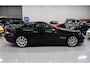 Mercedes-Benz SL 350 Youngtimer Zeer nette auto met lage km stand en volledige onderhoudshistorie aanwezig. Automaat, Airco, Leer, Navigatie, Sportstoelen, 6 Cilinder, PDC Cruise control, Elektrische stoelen met memory
