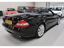 Mercedes-Benz SL 350 Youngtimer Zeer nette auto met lage km stand en volledige onderhoudshistorie aanwezig. Automaat, Airco, Leer, Navigatie, Sportstoelen, 6 Cilinder, PDC Cruise control, Elektrische stoelen met memory