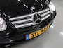 Mercedes-Benz SL 350 Youngtimer Zeer nette auto met lage km stand en volledige onderhoudshistorie aanwezig. Automaat, Airco, Leer, Navigatie, Sportstoelen, 6 Cilinder, PDC Cruise control, Elektrische stoelen met memory