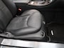 Mercedes-Benz SL 350 Youngtimer Zeer nette auto met lage km stand en volledige onderhoudshistorie aanwezig. Automaat, Airco, Leer, Navigatie, Sportstoelen, 6 Cilinder, PDC Cruise control, Elektrische stoelen met memory