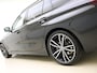 BMW 3-Serie Touring 320i M Sport -HeadUp -Cruise Control Adaptief -Stoelen Elektr Memory -Live Cockpit Prof -Adaptief M-Onderstel -DAB -HiFi