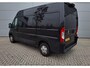 Peugeot Boxer 330 2.2 BlueHDi 140 L2H2 Asphalt Ideale camper ombouw | Airco | Camera | Navigatie | Parkeersensoren