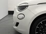 Fiat 500 EV La Prima 42 kWh 118 pk | Navigatie | Panoramadak | Achteruitrijcamera | Kunstlederen Bekleding | Parkeersensoren Voor en Achter | Keyless Entry/Start | LED Koplampen | Dodehoek | Adaptieve Cruise Control | Climate Control | 17" Lichtmetalen Velgen | Apple Carplay/Android Auto |