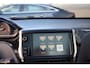 Peugeot 2008 1.2 PureTech Allure | Lederen bekleding | Panoramadak | Parkeersensoren achter |
