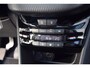 Peugeot 2008 1.2 PureTech Allure | Lederen bekleding | Panoramadak | Parkeersensoren achter |