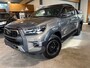Toyota Hilux 2.8 TD AUT 2 PERS BPM VRIJ !! V.A € 53.900BTW OOK IN 2025 BPM VRIJ ! Wij leveren u deze 1e registratie auto naar wens  grijs kenteken  . deze CUSTOM HUNTER EDITION  kan naar uw specifieke wensen o DE GETOONDE ACCESSOIRES ZIJN TEGEN MEERPRIJS  LEVERBAAR