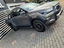 Toyota Hilux 2.8 TD AUT 2 PERS BPM VRIJ !! V.A € 53.900BTW OOK IN 2025 BPM VRIJ ! Wij leveren u deze 1e registratie auto naar wens  grijs kenteken  . deze CUSTOM HUNTER EDITION  kan naar uw specifieke wensen o DE GETOONDE ACCESSOIRES ZIJN TEGEN MEERPRIJS  LEVERBAAR