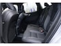 Volvo XC60 2.0 T6 Plug-in hybrid AWD Plus Dark | Long Range | Harman Kardon audio | Stoel en Stuurverwarming | Panoramadak | Achteruitrijcamera |