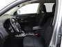 Mitsubishi Outlander 2.4 PHEV Pure 225 pk Automaat | Stoel- en Stuurverwarming l | Trekhaak | Camera |