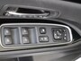 Mitsubishi Outlander 2.4 PHEV Pure 225 pk Automaat | Stoel- en Stuurverwarming l | Trekhaak | Camera |