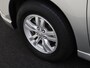 Mitsubishi Outlander 2.4 PHEV Pure 225 pk Automaat | Stoel- en Stuurverwarming l | Trekhaak | Camera |