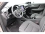 Volvo XC40 Recharge Core 70 kWh | All Season banden | Park assist camera |