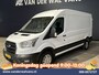 Ford Transit 2.0 TDCI 130pk L3H2 Euro6 Airco | Camera | Navigatie | Apple Carplay | Cruisecontrol | Stoelverwarming Android Auto, Verwarmde voorruit, Parkeersensoren, Bijrijdersbank