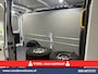 Ford Transit 2.0 TDCI 131pk L3H2 Euro6 Airco | Camera | Navigatie | Apple Carplay | Cruisecontrol Stoelverwarming, Verwarmde voorruit, Parkeersensoren, Bijrijdersbank, 2500kg trekvermogen