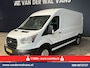 Ford Transit 2.0 TDCI 131pk L3H2 Euro6 Airco | Camera | Navigatie | Apple Carplay | Cruisecontrol Stoelverwarming, Verwarmde voorruit, Parkeersensoren, Bijrijdersbank, 2500kg trekvermogen
