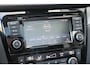Nissan Qashqai 1.3 DIG-T 140PK N-Connecta Navigatie/Pano-dak/Camera/Parkeerhulp/Stoelverwarming